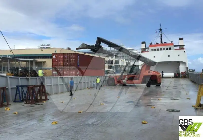 Balsa de desembarque, tanque à venda