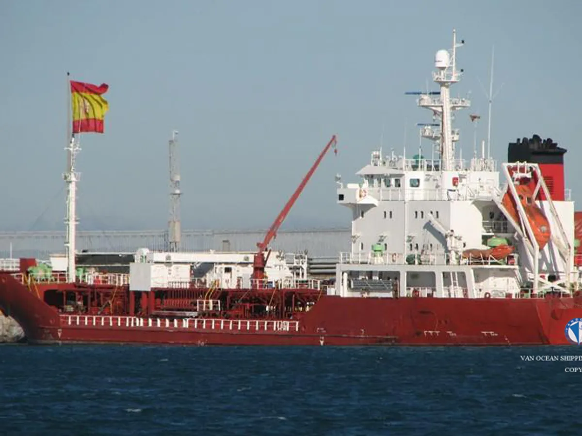 Navio-tanque de óleo/produtos químicos à venda