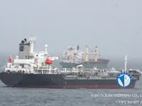 Navio-tanque de óleo/produtos químicos à venda