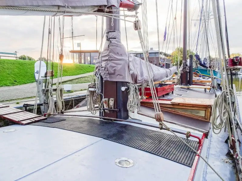 Navio graneleiro à venda