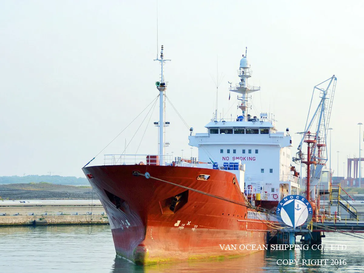 Navio-tanque de óleo/produtos químicos à venda