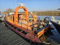 Bote inflável rígido à venda