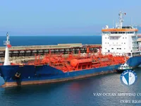 Navio-tanque de óleo/produtos químicos à venda