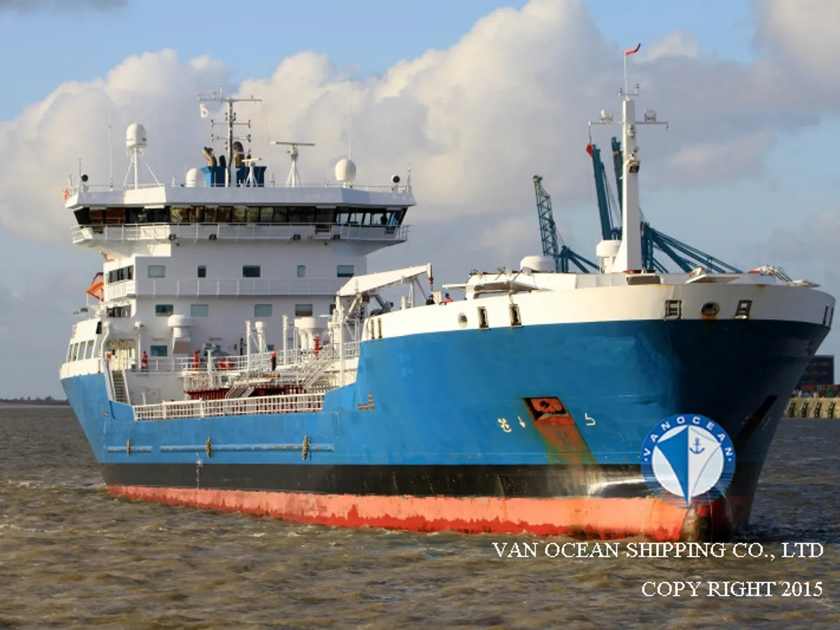 Navio-tanque de óleo/produtos químicos à venda