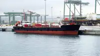 Oil/Chemical tanker à venda