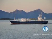 Navio frigorífico à venda
