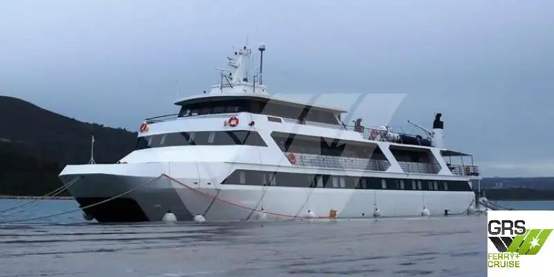 Navio de cruzeiro à venda