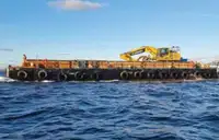 Barcaça à venda
