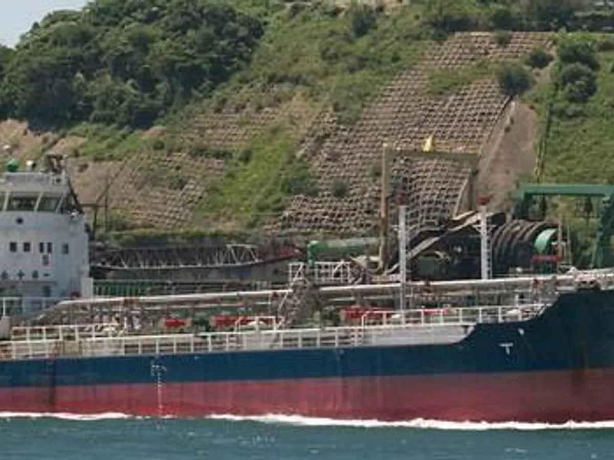 Navio-tanque de óleo/produtos químicos à venda