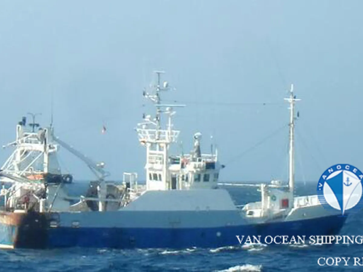 Navio de pesca de arrasto à venda