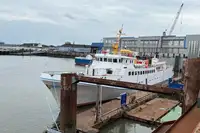 Navio de cruzeiro à venda
