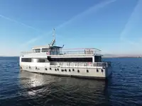 Rebocador à venda