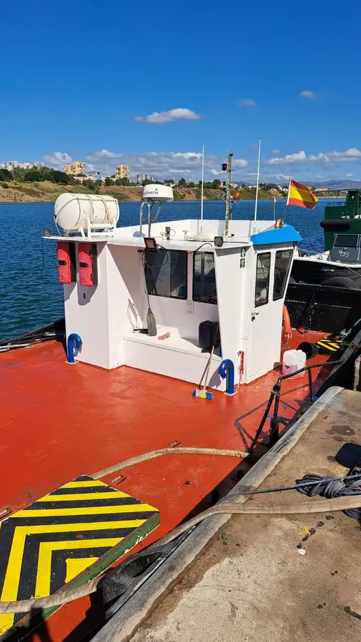 Barcos de trabalho à venda