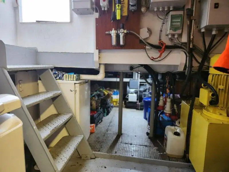 Barcos de trabalho à venda