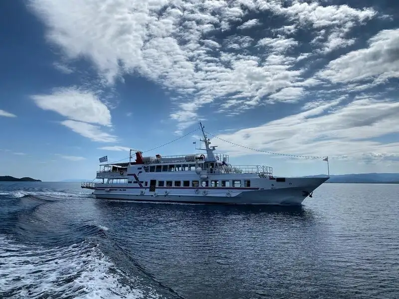 Navio de cruzeiro à venda