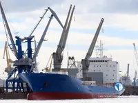 Navio frigorífico à venda