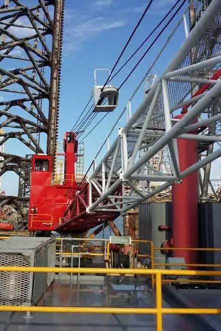 Navio transportador de GNL à venda