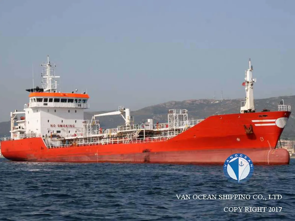 Navio-tanque de óleo/produtos químicos à venda