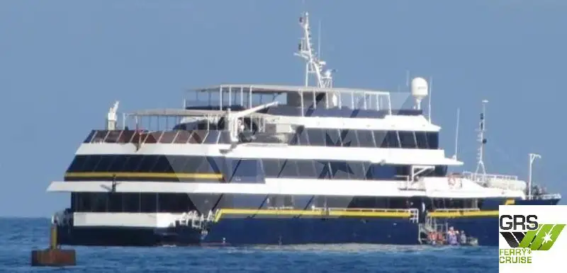 Navio de cruzeiro à venda