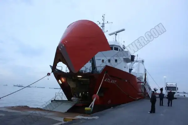 Navio Ro-Ro à venda