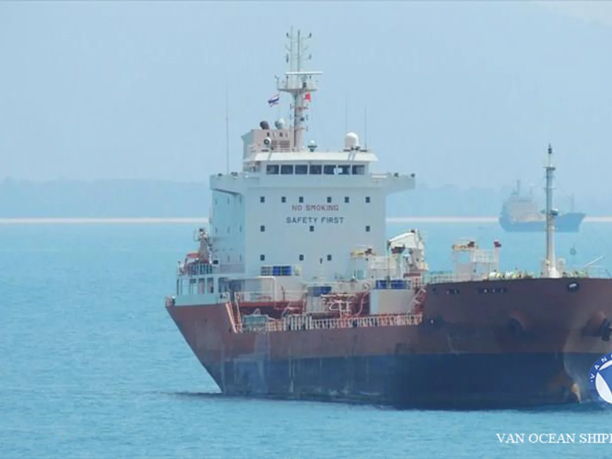 Navio-tanque de óleo/produtos químicos à venda