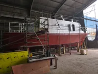 Barco de tripulação à venda
