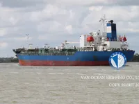 Navio-tanque de óleo/produtos químicos à venda
