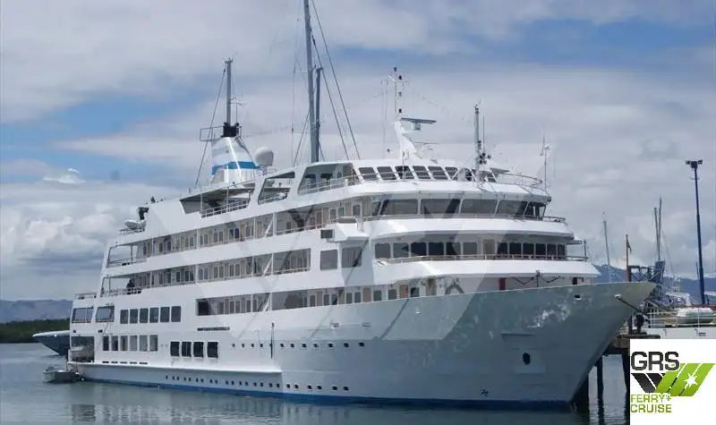 Navio de cruzeiro à venda