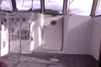Barco de tripulação à venda