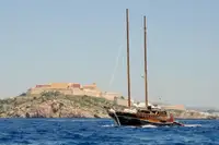 Navio de passageiros à venda
