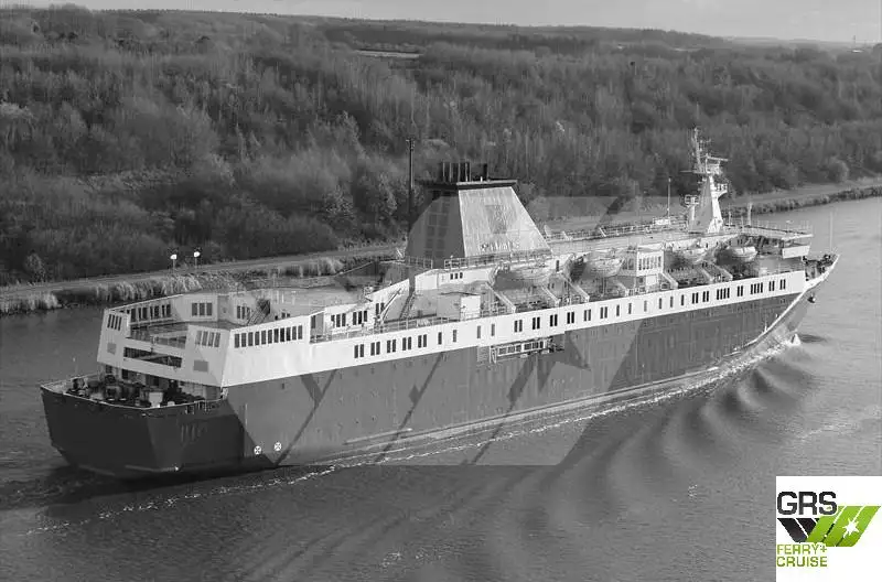 Navio de transporte de passageiros (Ferry) à venda