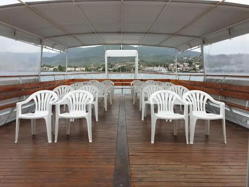 Navio de cruzeiro à venda