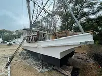 Navio de pesca de arrasto à venda