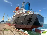 Navio graneleiro à venda