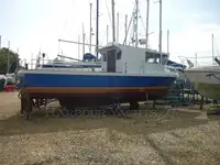 Navio de pesca de arrasto à venda