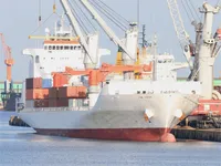 Navio frigorífico à venda