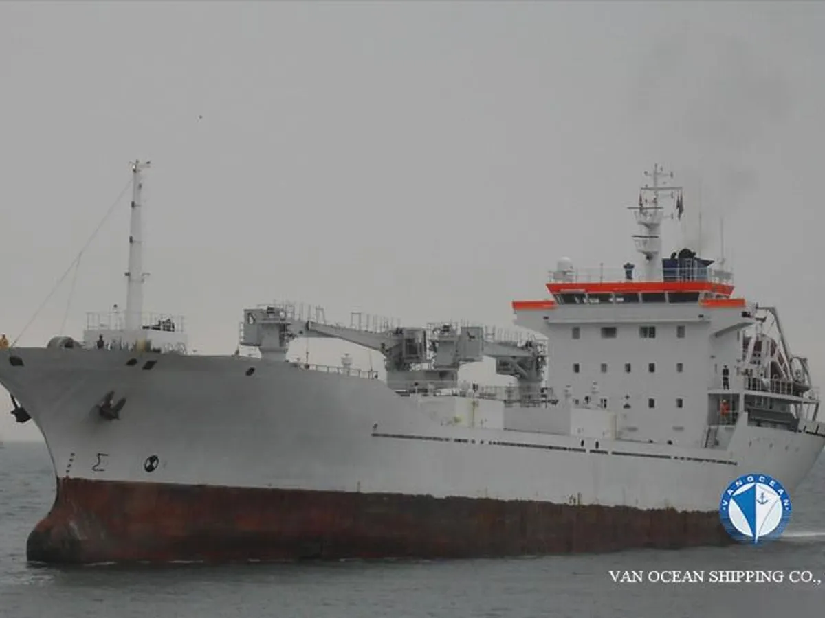 Navio frigorífico à venda