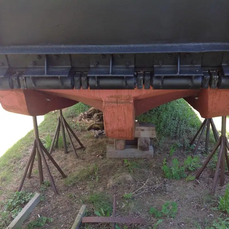 Balsa de desembarque, tanque à venda