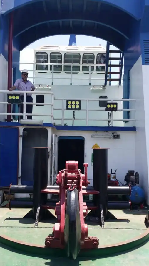 Navio de abastecimento à venda