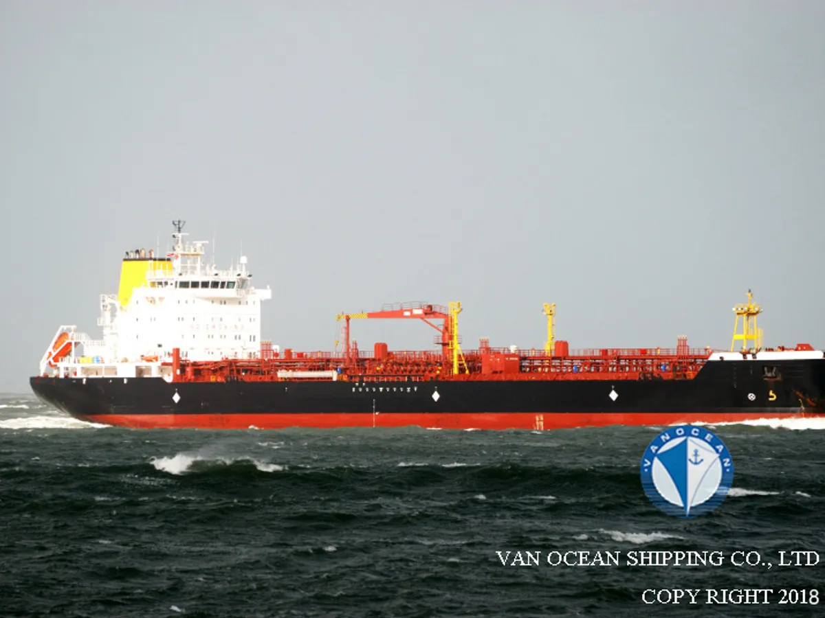 Navio-tanque de óleo/produtos químicos à venda