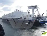 Navio porta-contêineres à venda