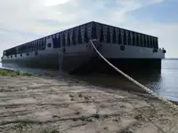 Barcaça à venda