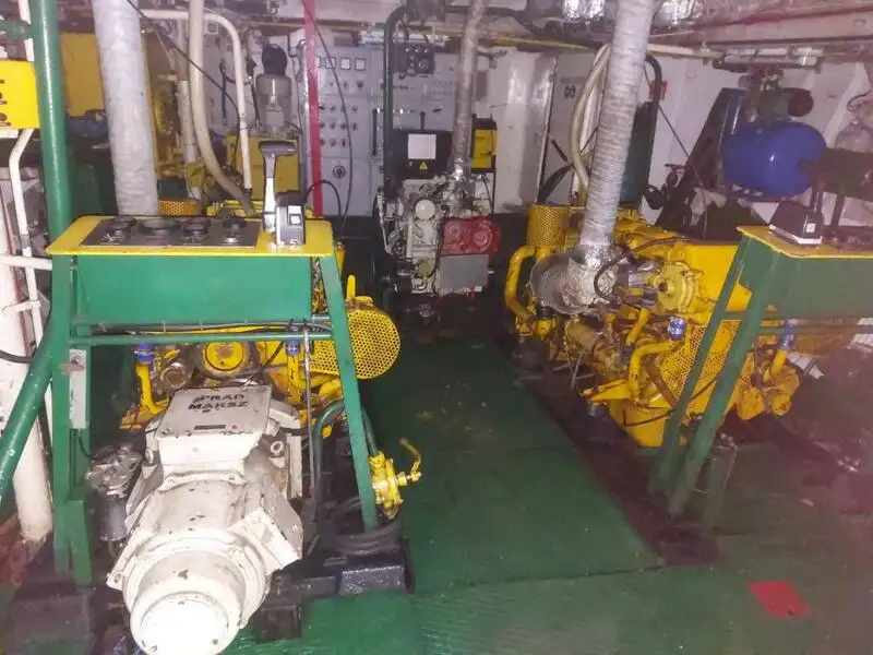 Navio de pesquisa à venda