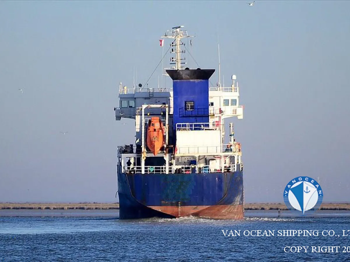 Navio-tanque de óleo/produtos químicos à venda