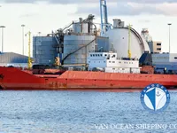 Navio frigorífico à venda