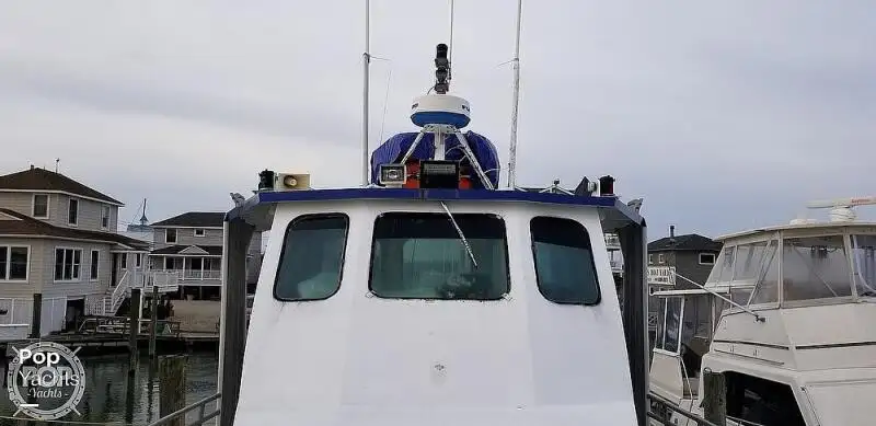 Navio de pesca de arrasto à venda