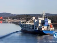 Navio frigorífico à venda