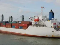 Navio frigorífico à venda