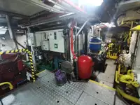 Navio de abastecimento à venda
