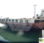 Barcaça à venda